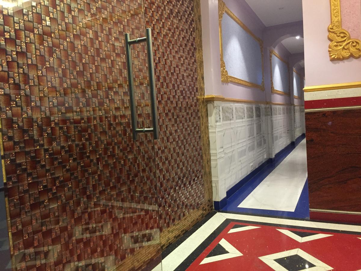Hotel Marhaba Mumbai Bagian luar foto